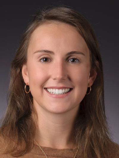 Headshot of Hannah Grotzinger